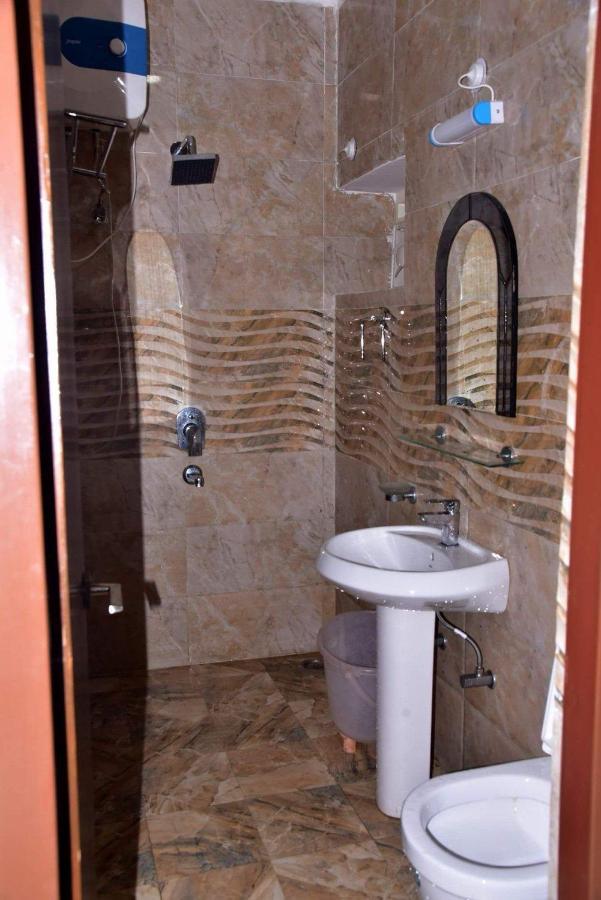 Dk Villa 3 Bhk 로나발라 외부 사진